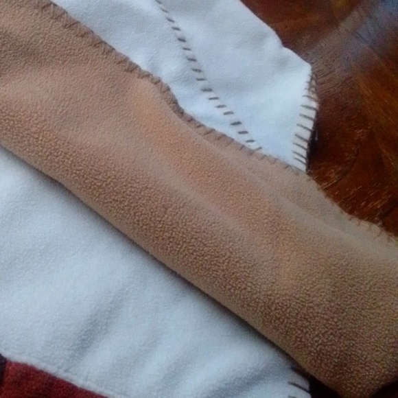 🍀Snowflake applique Blanket Scarf - Picture 3 of 4